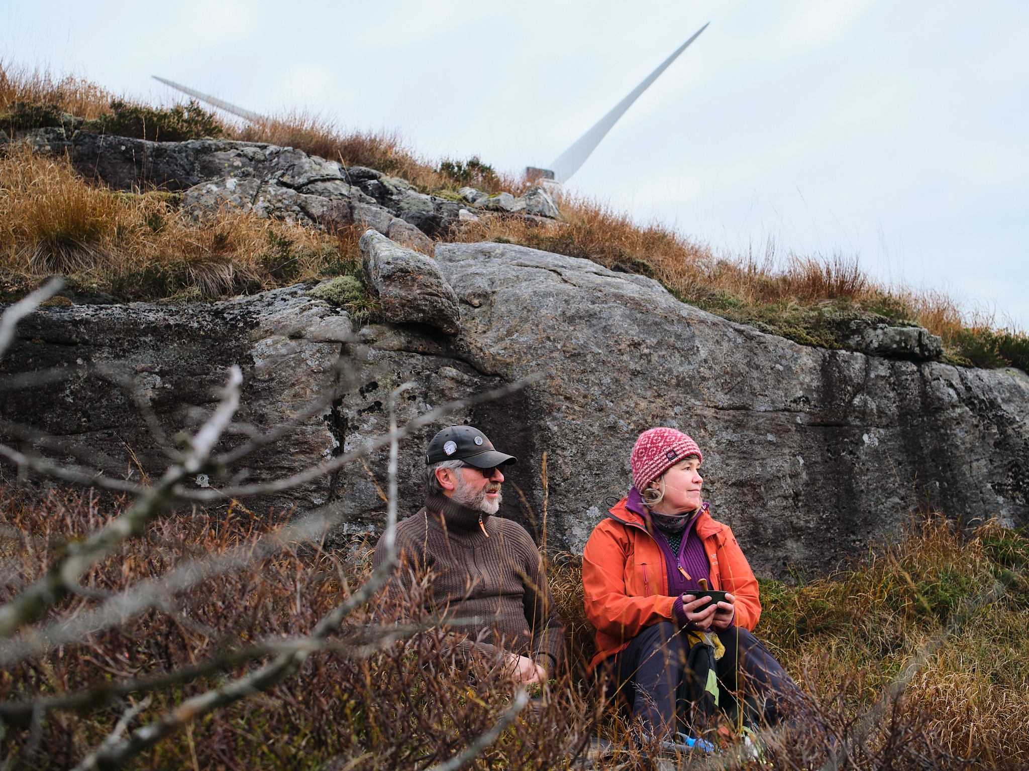 Irene Njå-Gjellestad og Ådne Njå måtte innføre sone forbudt for vindkraftdiskusjon på soverommet. Samvittigheten overfor de neste generasjonene er det eneste som holder dette Motvind-paret gående.