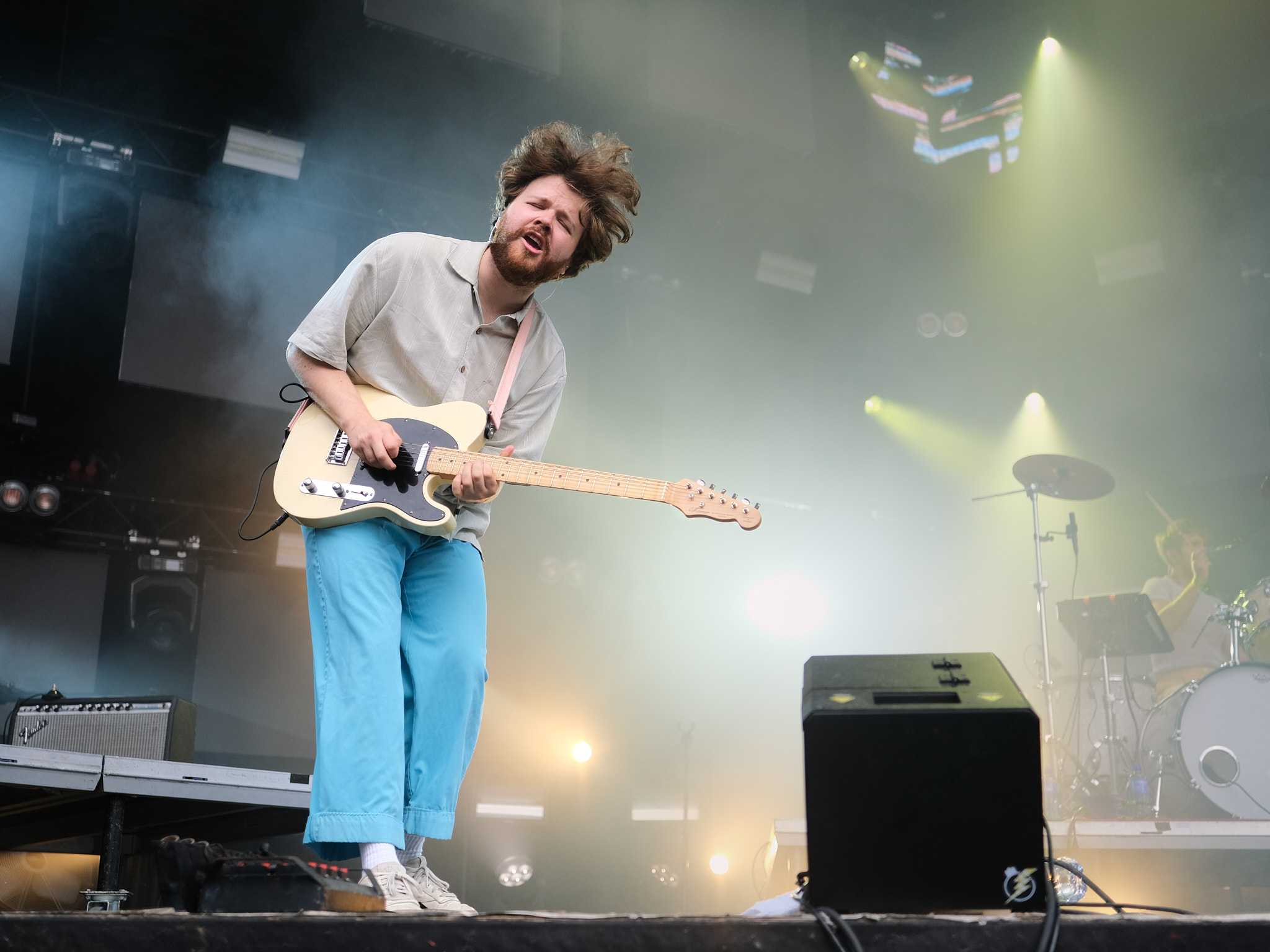 Gitarist Thomas Campe Pettersen slo seg løs på scenen.