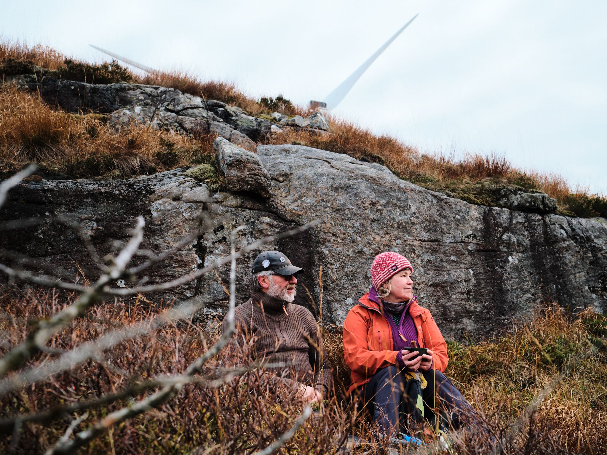 De måtte innføre sone forbudt for vindkraftdiskusjon på soverommet. Samvittigheten overfor de neste generasjonene er det eneste som holder dette Motvind-paret gående.